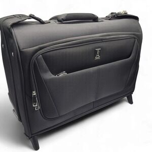 Travelpro Maxlite 5 22" Carry-On Garment Bag Black‎ 2-Wheel Upright Lightweight